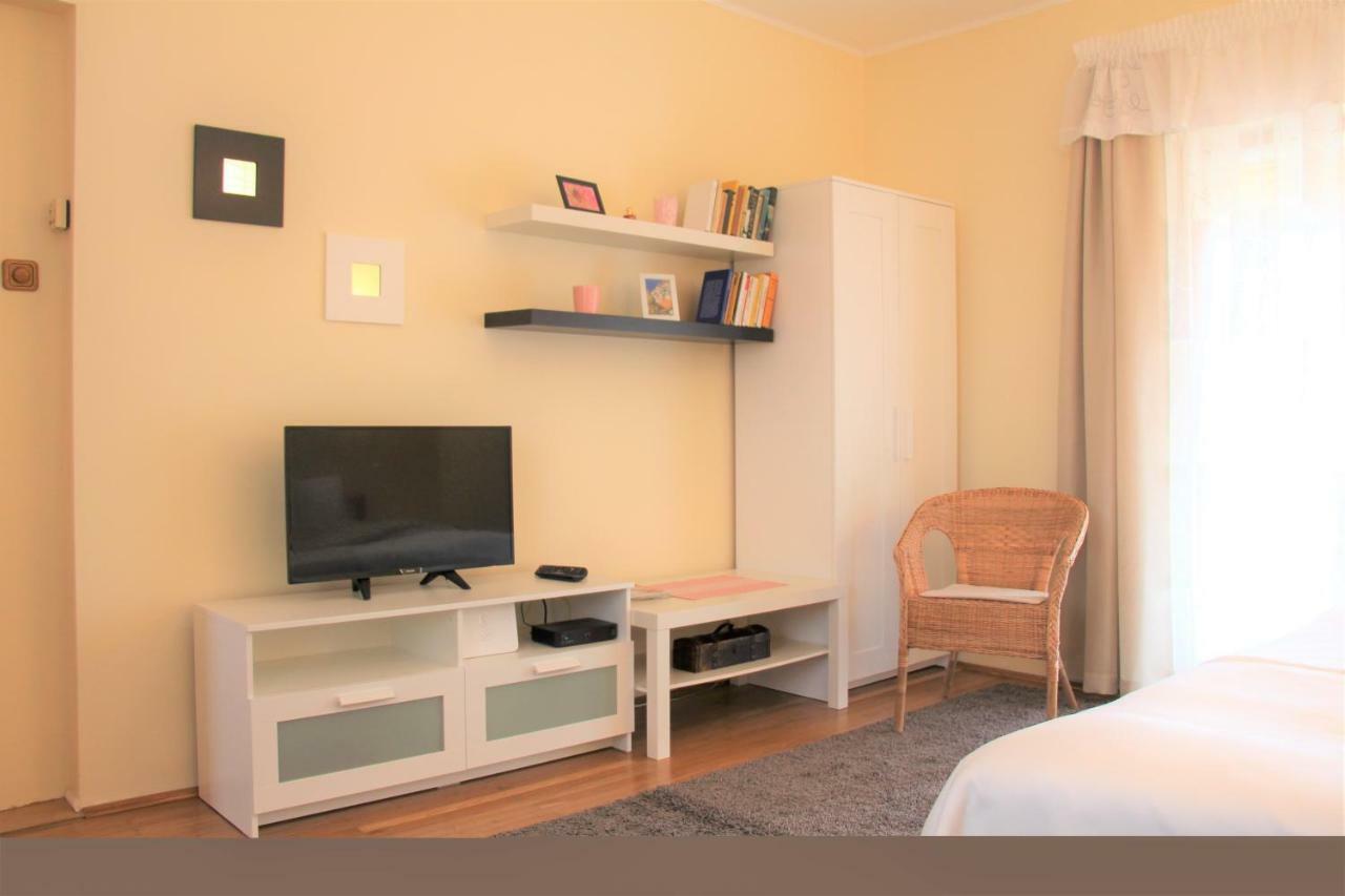 Platan Vendeghaz Apartment Csemo Exterior foto